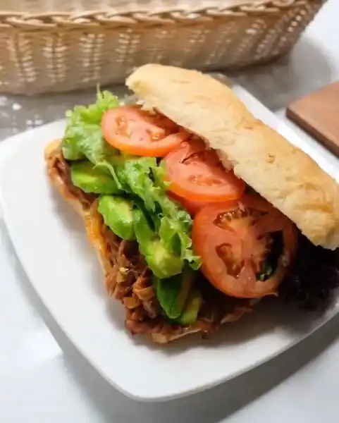 sandwich mom's bakery