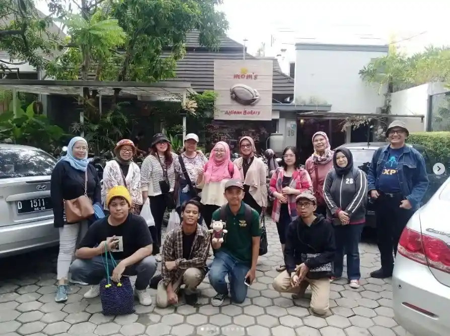 komunitas BWI (bandoengwaktoeitoe)