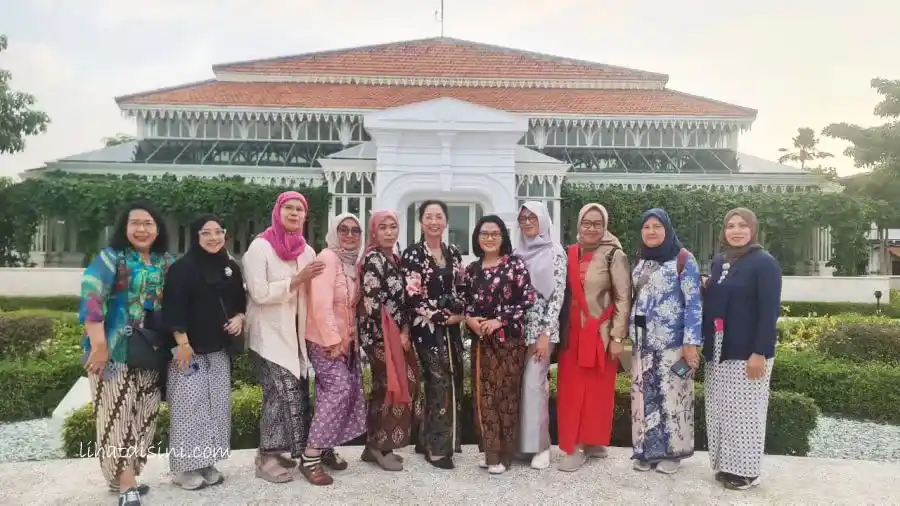 foto ibu-ibu