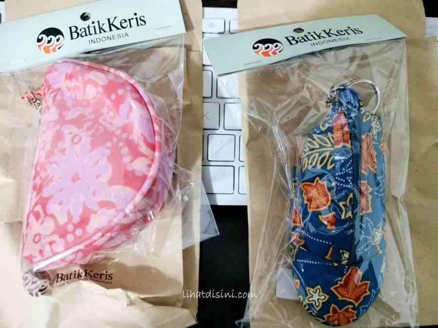 merchandise batik