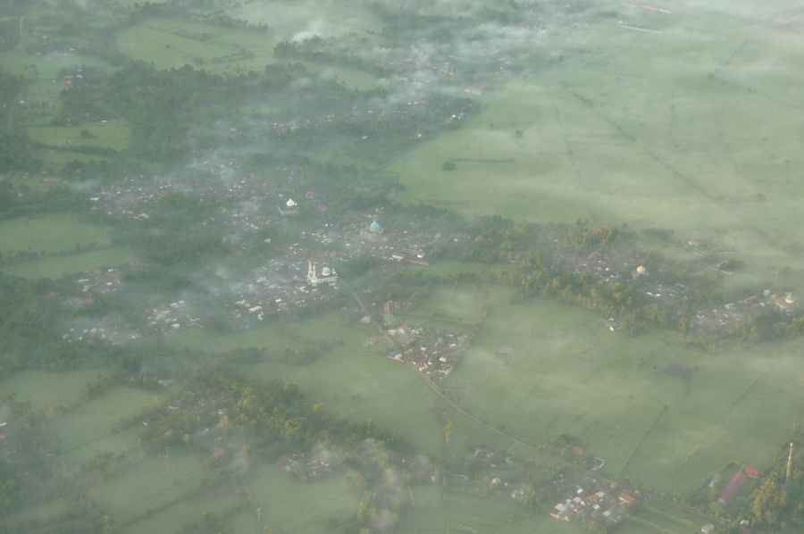 menjelang mendarat di pulau lombok