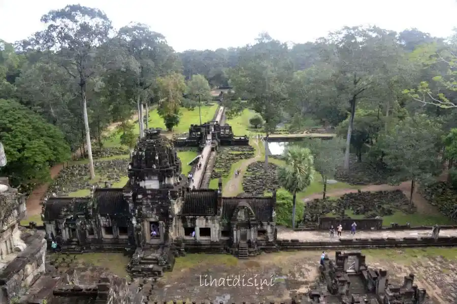 kuil baphuon