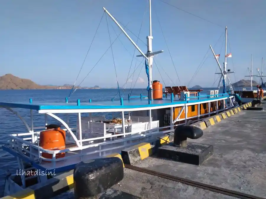 Pengalaman Naik Kapal Phinisi di Labuan Bajo, Flores